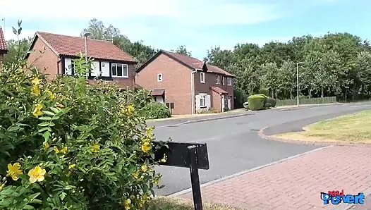 Abbie Price - isteksiz oral seks