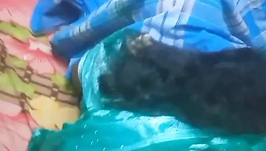 Büyük siyah götümü gavat kocamın terfisi için kıdemli patrona sundum - tamil domaltmalı anal! Indianhotwifex
