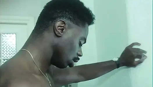 Bu Olgun 2 Penis Lazım, Biri Beyaz, Diğeri Siyah