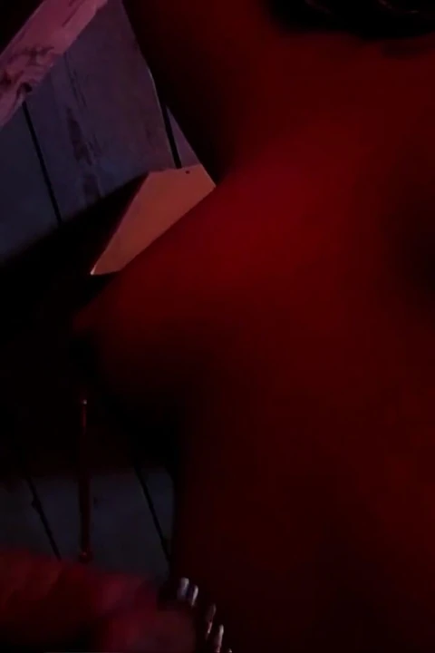 Lil biraz daha bağlı, şaplak atıyor ve usta Liam Lockran tarafından götten sikiliyor