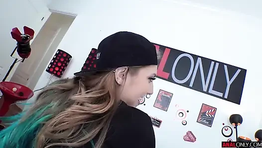 Electra'nın anal sikişi