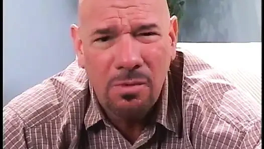 Ariana Jollee'den 10 adamın boşalma filmi