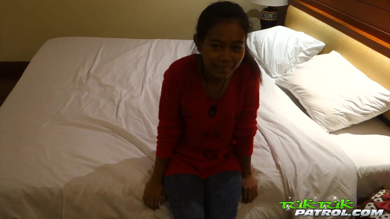 Gorgeous Petite Thai Girl Stuffed By Thick White Cock