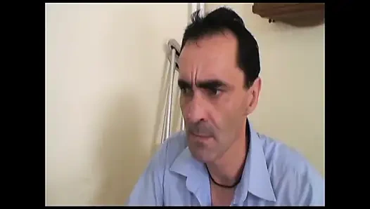 Sarışın sürtük öğrenci için büyük bir yarak