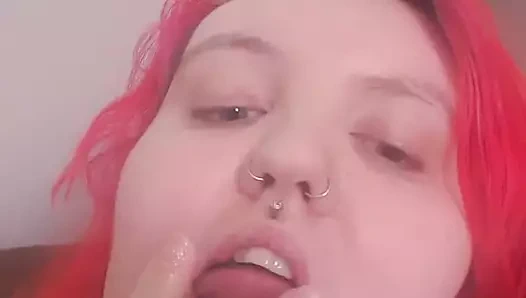 Başka bir yalamak temiz