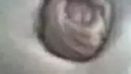 Eski sevgilim sikimi sıvazlıyor