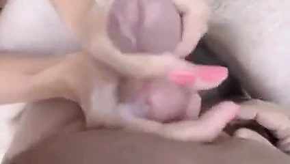 Lucija Smolcic drka ovaj s manjim kurcom je njen suprug