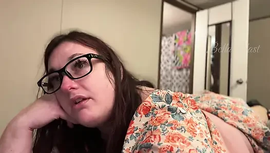 İtaat aynası göz teması osuruk koklama eğitimi ile götlü bella blast