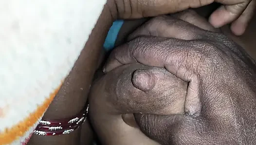 Gaw ke bhabhi ji ko mms banai chudai ki kale land se