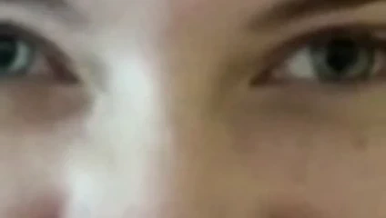 kız arkadaşı açtı üzerinde tarafından büyük yüz