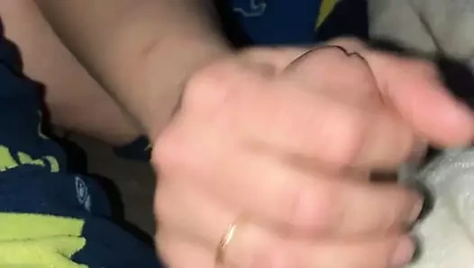 Sadece amcık ellerimi bu horozdan uzak tut (oyo)