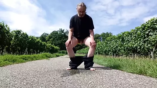 Pissen auf der Strasse