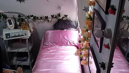 Kocama masaj yaptıracağımı söyledim, sadece masajçının erkek olduğunu söylemedim