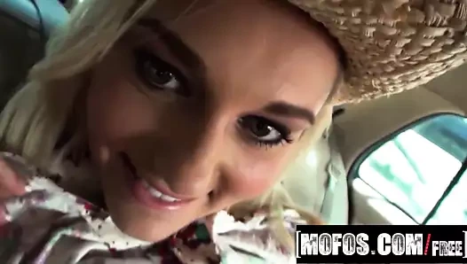 Mofos - layla'nın oynadığı striptiz maskaralığı videosundan sonra sikişmek