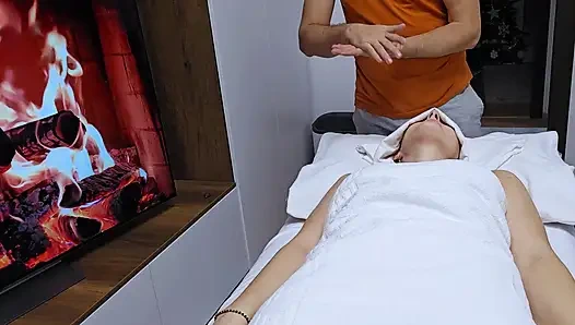 Masör onun yerine amını doldurdu normal masaj