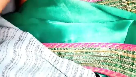 Desi yenge devar ki chudai ev yapımı seks