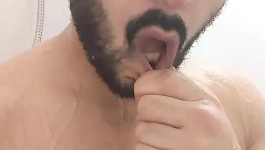 En iyi yüz sikişi en sevdiğim sarı tişörtümü koyduğumda