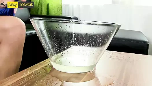 Solo işemek mastürbasyon eğlence ile genç bebek sicilia