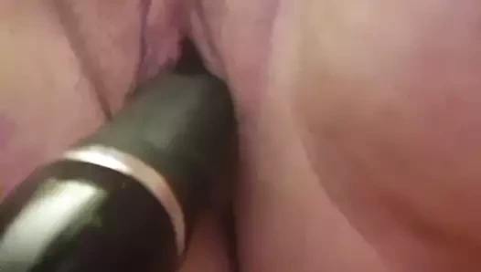 Jacqueline 30 aus NRW macht es sich wieder mit dem Vibrator