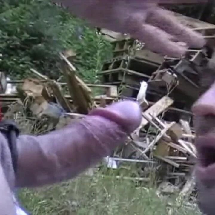 Amator pornosu babası tarafından 31 çektirerek sikiliyor