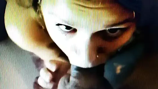 Genç finn tatlı emmek büyük horoz + yüz