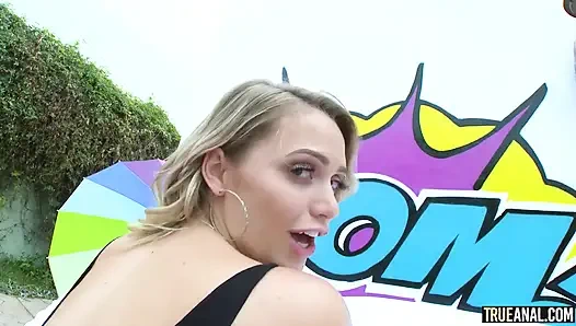 Gerçek anal - Mia Malkova'nın sulu balon tamamen açılıyor