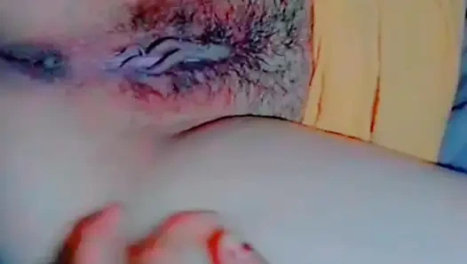 This girl sees her best friend kissing her lover in front of her. He enjoys it. Her gets wet. She rubbed her