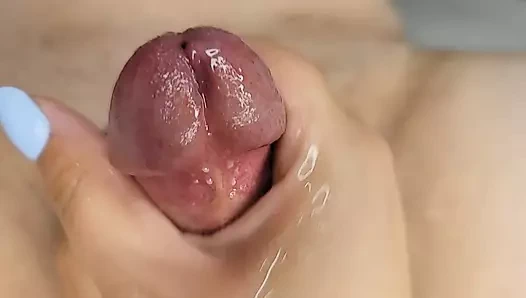 Ağır çekim - çok fazla boşalma! Gerçek dışı boşalma patlaması ile yavaş yavaş mastürbasyon - şimdiye kadarki en iyi ağır çekim elle muamele