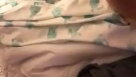 Sarışın milf kedi ve bj