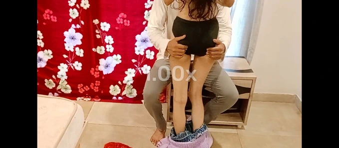 Ofiste sikişmek eğlencelidir.