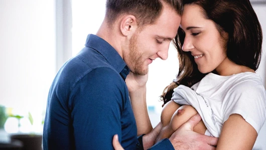 mutfakta şehvetli fuck - kerry kiraz