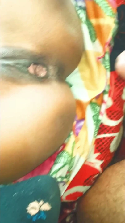 Yerli Hintli Hindu Bhabhi Sikiliyor | Klip 2