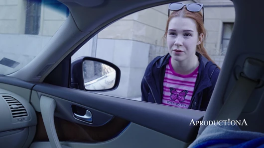 Kaira Love arabamda fışkırtıyor
