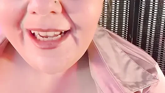 Yaramaz terapist yeni kadın kılıklı hayatını yönlendirmene yardımcı oluyor