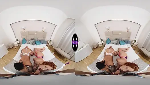 Azgın kız arkadaşlar erkeklerine üçlü seks ile sürpriz yapıyor - tmwvrnet