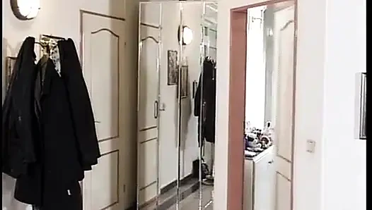 Almanya'dan amatör hatun yarakla sikildikten sonra sikiliyor