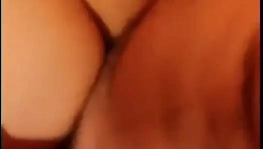 Biseksüel göt sikici ve sapık bir esmerle fotoğraf çekimi