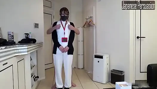 Ünlü gyaru hemşire hastanede, derin gırtlak zevki tekrarlanan doruğa ve dölleme bitirmeye yol açıyor