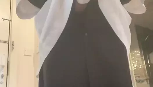 rahip ben? kiliseme geldi
