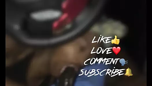 Tatlı olarak sikimi yiyor