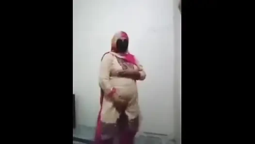 Yeni ateşli seksi hikaye Hintçe tam ateşli hikaye yeni viral hikaye ateşli yenge seks videosu Hintçe Urduca seks videosu xxx