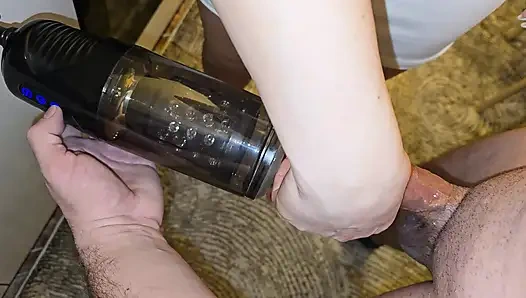 She Helps Stepdaddy to Ejaculate