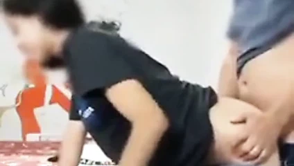 Desi seviyor doggystyle sikme