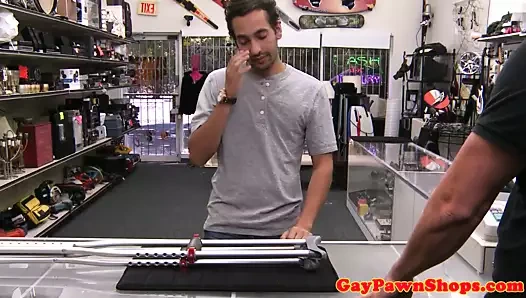 Para kazanmak için komisyoncu tarafından assfucked tefeci kırdı