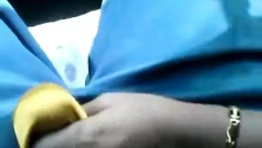 Kavi arabada çük duygu