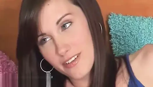 Sanat öğrencisi büyüleyici olgun kalp çarpıntısı sanatını öğrenir