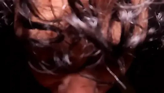 Sakso Çekiyor Musun?