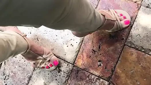 dikkati dağılmış