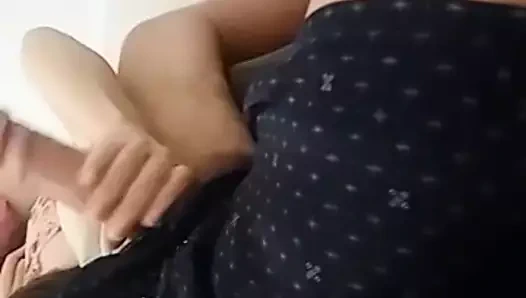 Batendo uma, segurando a rola