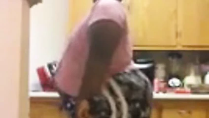 Daaaammm büyük bir kıçı var